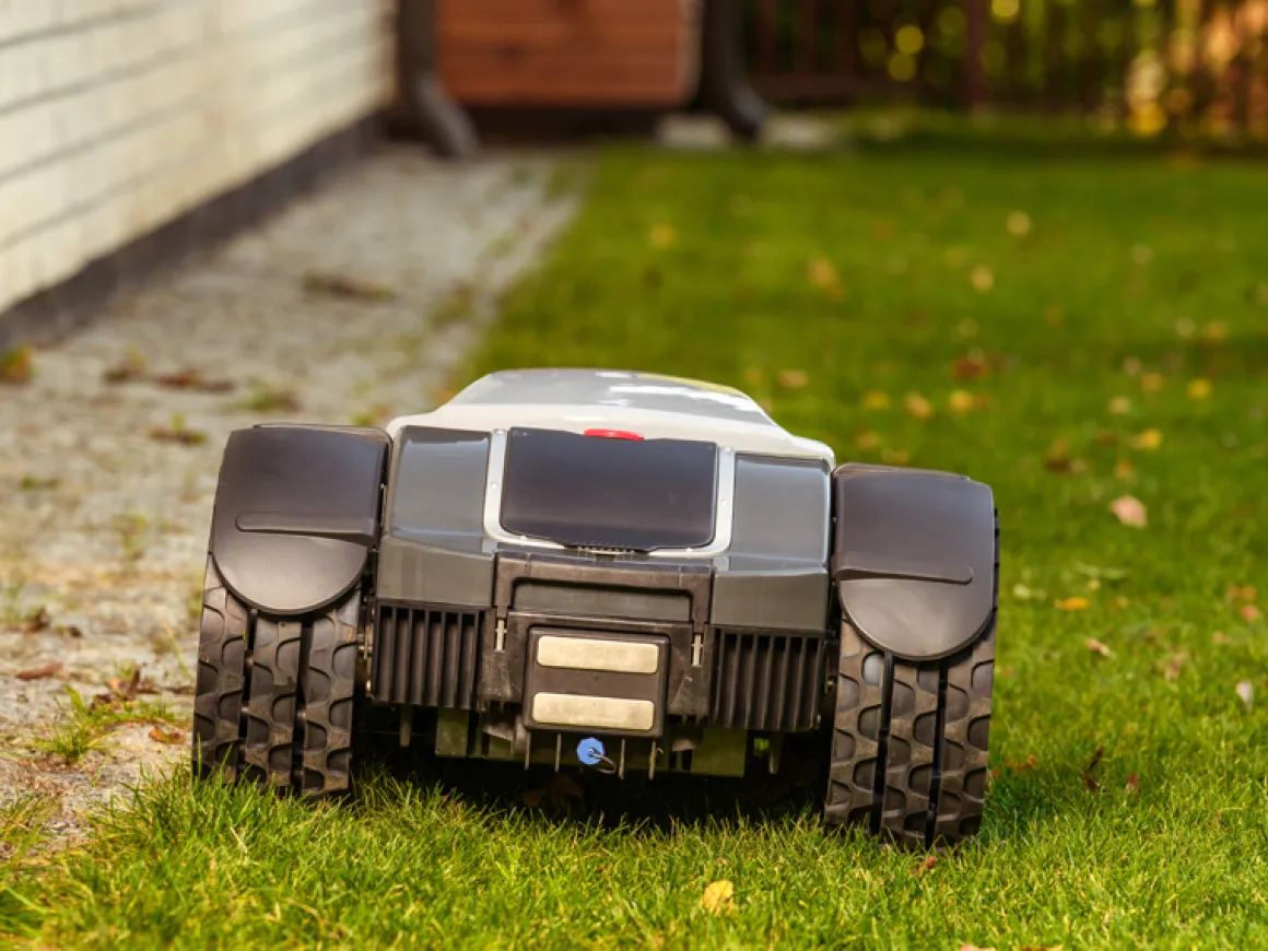 WIPER TREKKER XL S ULTRA PREMIUM ROBOT KOSZĄCY KOSIARKA AUTOMATYCZNA DO TRAWY 6000m2 - OFICJALNY DYSTRYBUTOR - AUTORYZOWANY DEALER WIPER