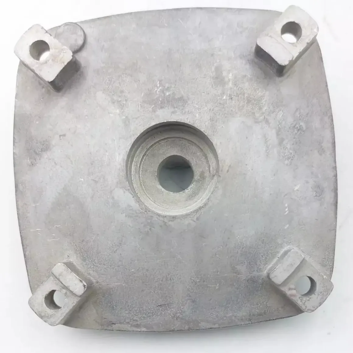 XA140010X.21 Obudowa środkowa korpus osłona element montażowy 10x10x10 mm