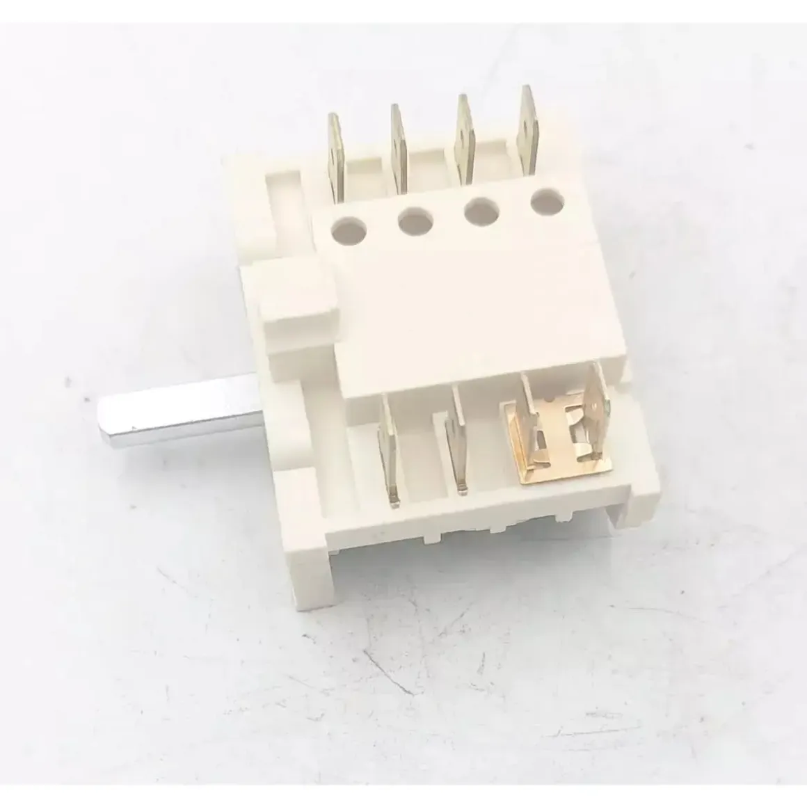 XDED XDED6604.06 Włącznik, przełącznik, wyłącznik instalacyjny 10x10x10 mm