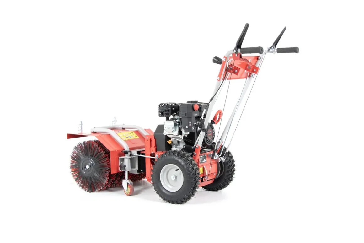 ZAMIATARKA OŚNIEŻARKA SPALINOWA FAWORYT KZ60 60cm LONCIN H200 4W1