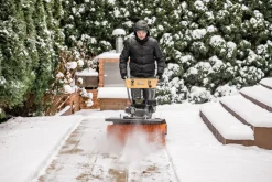 Zamiatarka spalinowa Cedrus ZM06E 4w1 z napędem i odśnieżarką