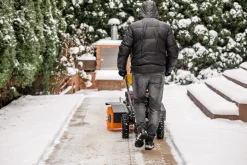 Zamiatarka spalinowa Cedrus ZM06E 4w1 z napędem i odśnieżarką