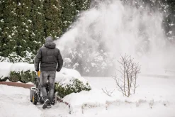 Zamiatarka spalinowa Cedrus ZM06E 4w1 z napędem i odśnieżarką